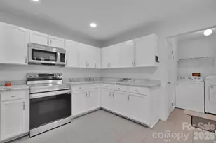 513 Weathers Creek Rd, Troutman, NC 28166 - Photo 10