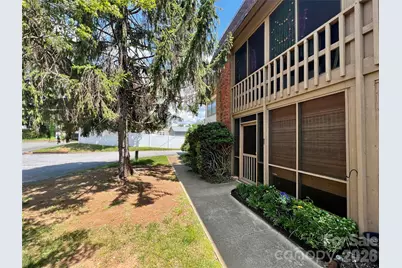 427 6th Avenue W #A-2, Hendersonville, NC 28739 - Photo 1