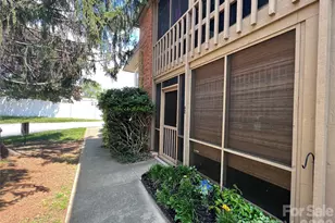 427 6th Ave W, Hendersonville, NC 28739 - Photo 14