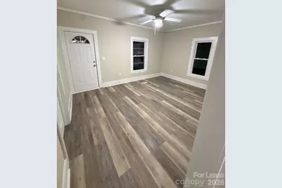 709 E Front Street, Statesville, NC 28677 - Photo 2