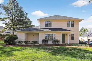 4298 Melrose Club Dr, Matthews, NC 28105 - Photo 2