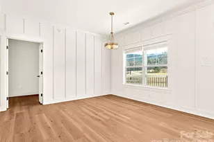 90 Saddle Club Ln, Hendersonville, NC 28739 - Photo 8