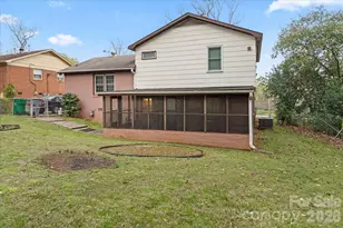 8224 Carrolwood Dr, Charlotte, NC 28217 - Photo 30