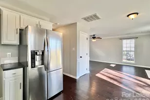 4010 Suttle Pl, Stallings, NC 28104 - Photo 16