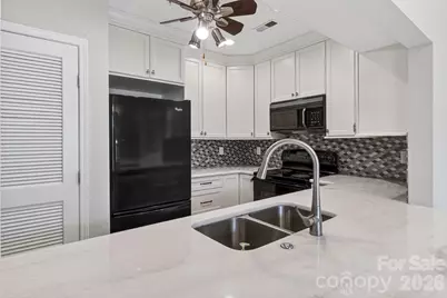 19819 Henderson Road #J, Cornelius, NC 28031 - Photo 10