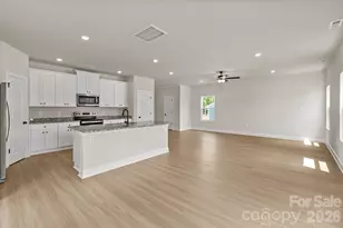 3350 Yorkshire Dr, Gastonia, NC 28052 - Photo 4