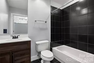 505 E 6th St, Charlotte, NC 28202 - Photo 18