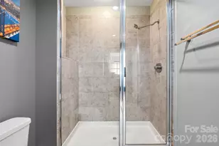 505 E 6th St, Charlotte, NC 28202 - Photo 16