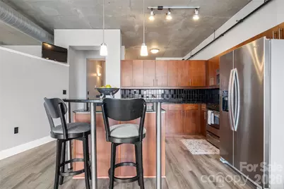 505 E 6th Street #707, Charlotte, NC 28202 - Photo 4