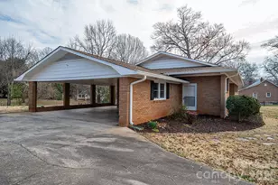 525 Julia Ave, Belmont, NC 28012 - Photo 2