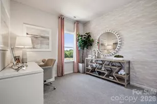 2147 Hawksworth Ln, Charlotte, NC 28262 - Photo 16