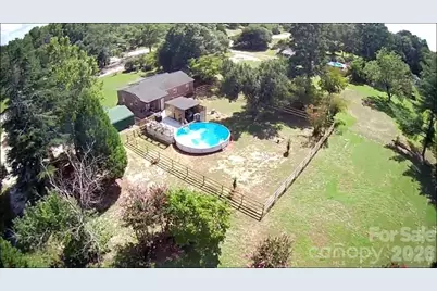 855 Monarch Place, Kershaw, SC 29067 - Photo 1