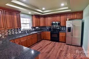 1203 Edgewater Ct, Salisbury, NC 28146 - Photo 12