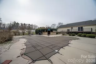 112 Pilots Ridge Dr, Bessemer City, NC 28016 - Photo 34