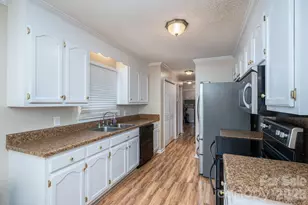 112 Pilots Ridge Dr, Bessemer City, NC 28016 - Photo 24