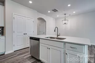 13045 Cottage Crst Ln, Charlotte, NC 28273 - Photo 16