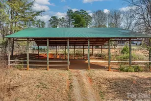 1487 Hayes Rd, Columbus, NC 28722 - Photo 34