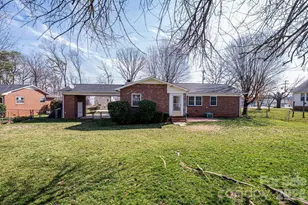 1425 5th St NE, Hickory, NC 28601 - Photo 46