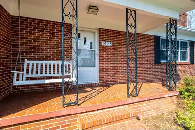 1425 5th Street NE, Hickory, NC 28601 - Photo 4