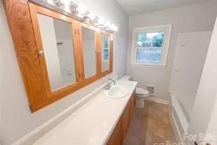 310 Mitchell St, Belmont, NC 28012 - Photo 14