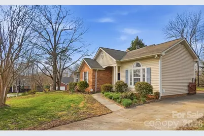 3401 Catskill Drive, Matthews, NC 28105 - Photo 2