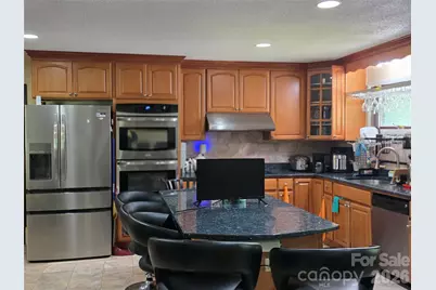 14325 Fountain Lane, Charlotte, NC 28278 - Photo 10