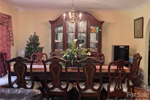 14325 Fountain Ln, Charlotte, NC 28278 - Photo 8