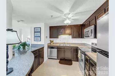 303 Sugar Top Drive #3226, Sugar Mountain, NC 28604 - Photo 6