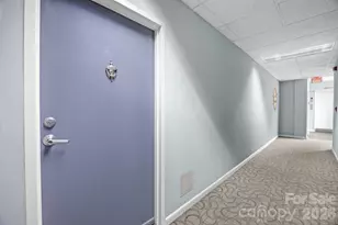 1300 Reece Rd, Charlotte, NC 28209 - Photo 4