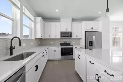 7102 Westrow Avenue, Charlotte, NC 28278 - Photo 2