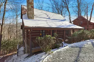 380 Devils Lake Dr, Seven Devils, NC 28604 - Photo 4