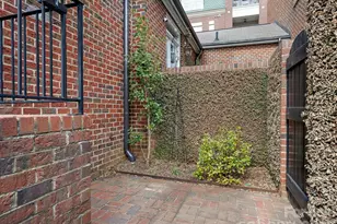 2315 Selwyn Ave, Charlotte, NC 28207 - Photo 24