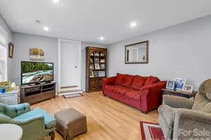 1086 Carters Ridge Rd, Spruce Pine, NC 28777 - Photo 4