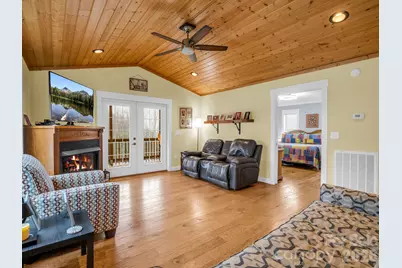 1086 Carters Ridge Road, Spruce Pine, NC 28777 - Photo 26