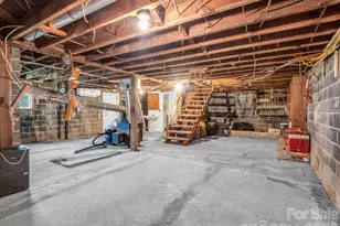 1086 Carters Ridge Rd, Spruce Pine, NC 28777 - Photo 36