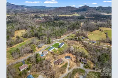 1086 Carters Ridge Road, Spruce Pine, NC 28777 - Photo 2