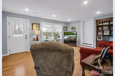 1086 Carters Ridge Road, Spruce Pine, NC 28777 - Photo 4