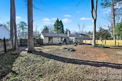 7130 Rollingridge Drive, Charlotte, NC 28211 - Photo 22