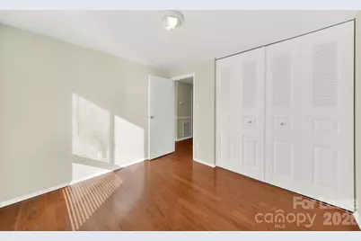 7130 Rollingridge Drive, Charlotte, NC 28211 - Photo 16