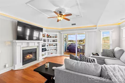 18797 Vineyard Point Lane, Cornelius, NC 28031 - Photo 16