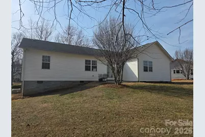 2034 Redberry Lane, Conover, NC 28613 - Photo 2