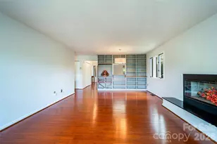 305 Piney Mountain Dr, Asheville, NC 28805 - Photo 14