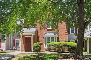 9404 S Vicksburg Park Ct, Charlotte, NC 28210 - Photo 32