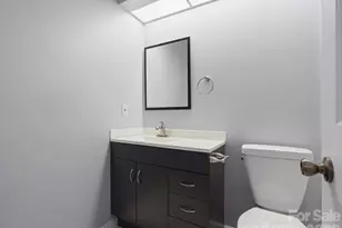 9404 S Vicksburg Park Ct, Charlotte, NC 28210 - Photo 20