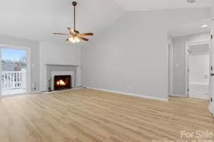 9404 S Vicksburg Park Ct, Charlotte, NC 28210 - Photo 8