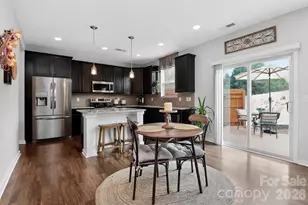 4626 Gibbons Link Rd, Charlotte, NC 28269 - Photo 2