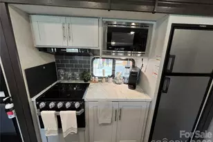 415 Hyde Rd, Stecoah, NC 28771 - Photo 32