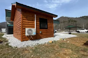 415 Hyde Rd, Stecoah, NC 28771 - Photo 6