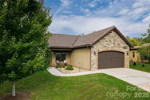 5 Pacifico Dr, Asheville, NC 28806 - Photo 18