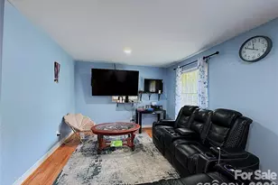 2209 Laura Dr, Charlotte, NC 28212 - Photo 10